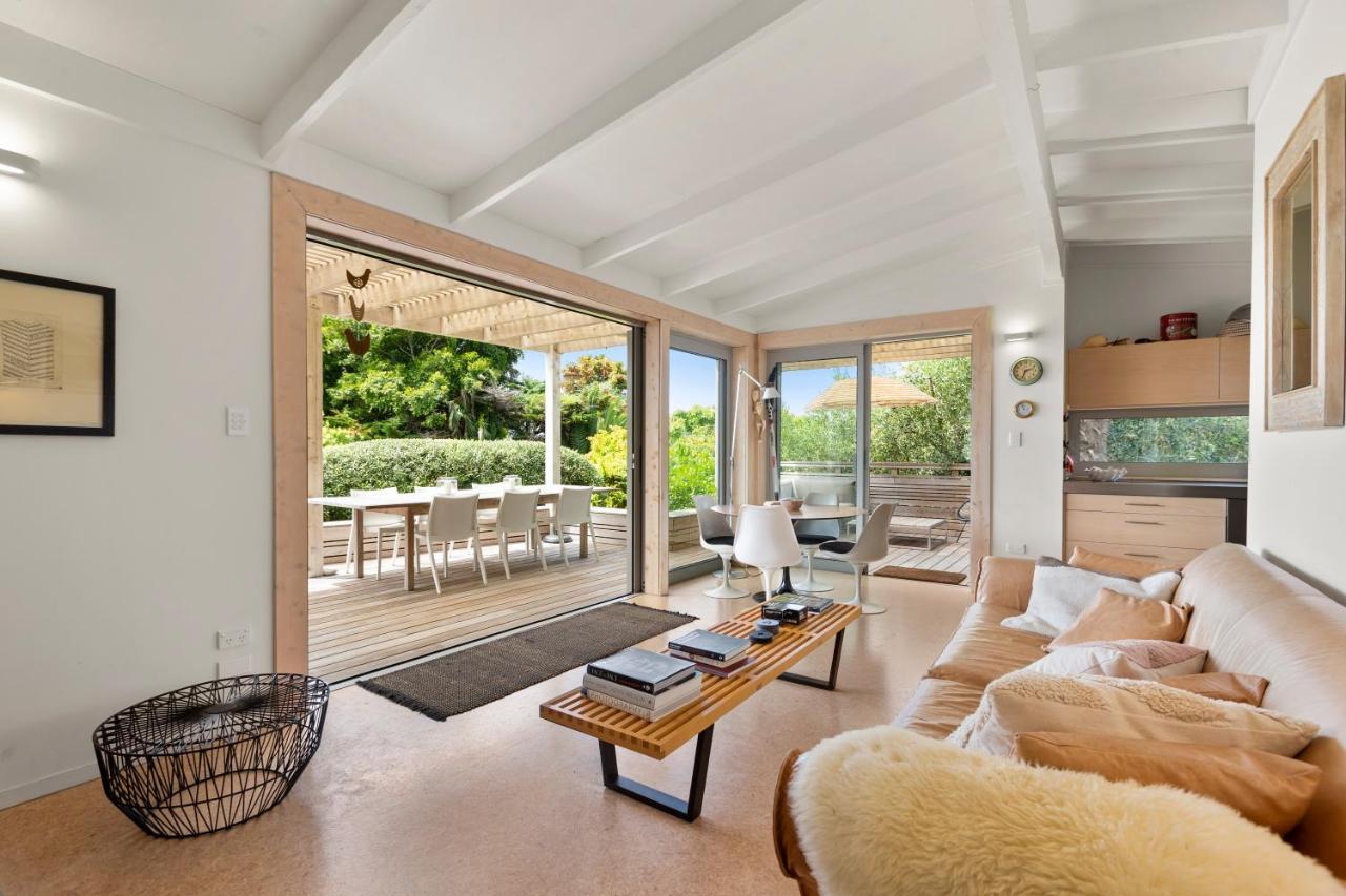 Palm Views - Stay Waiheke Palm Beach Exterior photo